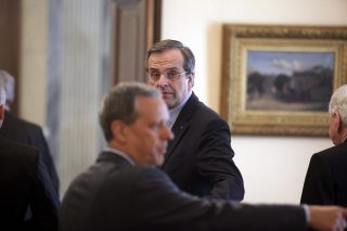Αρχηγέ, ιδού το κόμμα σου!