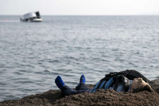 Ναυάγια με 35 νεκρούς στα ανοιχτά της Τουρκίας