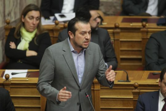 Αντιπαράθεση Παππά – Παπακώστα για το κομματικό κράτος