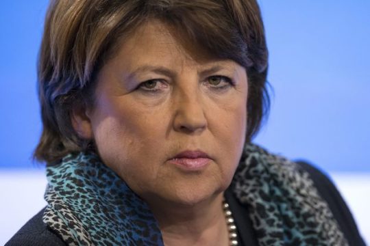 «Φωτιά στο μπαρούτι» από Ομπρί και αγρότες