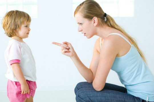 Εσείς μιλάτε κι εκείνα δεν ακούν;