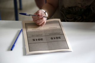 Νέες ρυθμίσεις για πανελλαδικές και εκπαιδευτικούς σε διαθεσιμότητα