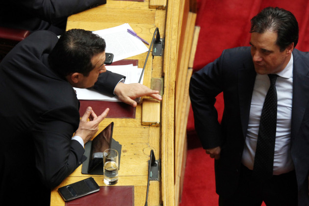 Σύγκρουση Παππά – Γεωργιάδη για άδειες και… χούντα