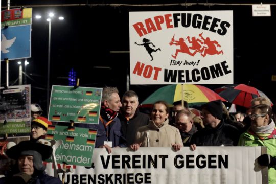 Προκαλεί με συγκεντρώσεις το ακροδεξιό Pegida