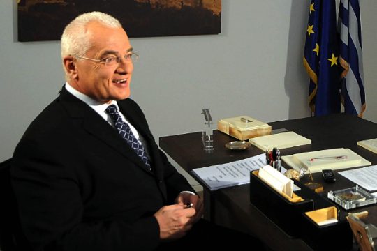 Να είσαι ο Πρετεντέρης και να λες την εκπομπή σου «Ανατροπή»…