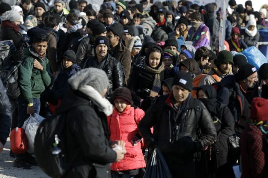 Στρατιωτικοποίηση και διαχείριση του προσφυγικού