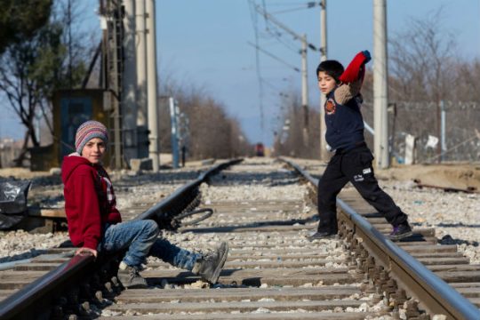 Πώς θα εξακριβώνεται η ανηλικότητα σε πρόσφυγες