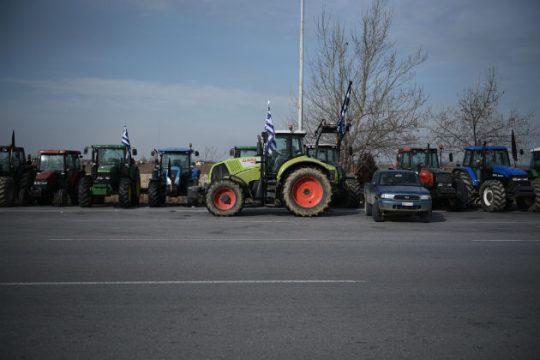 Κλειστά Τέμπη για 24 ώρες – Καθοριστική η σύσκεψη στη Νίκαια