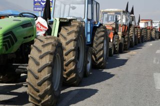 Οι αγρότες στενάζουν στην Ελλάδα των Μνημονίων