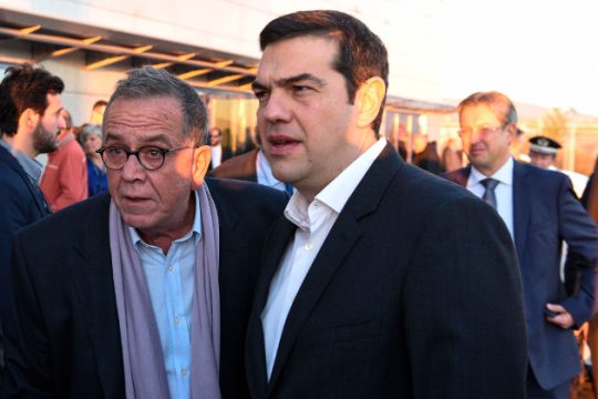 «Συστάσεις», δεσμεύσεις και στη μέση η Σένγκεν