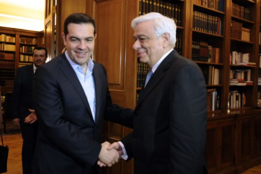 «Εθνική γραμμή»  για το προσφυγικό στη συνάντηση Τσίπρα με ΠτΔ