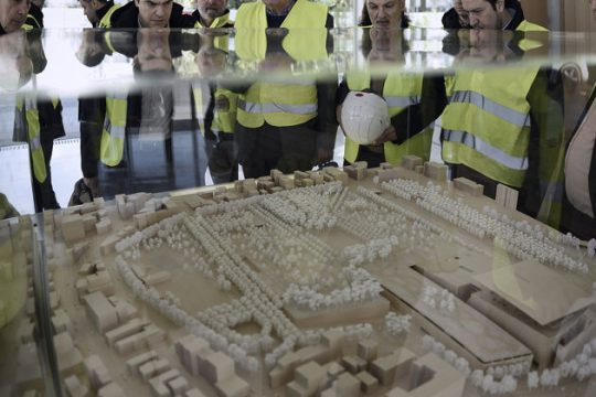 Ετοιμοι να παραλάβουν το Κέντρο Πολιτισμού «Σταύρος Νιάρχος»