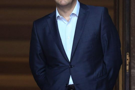 Δύο κρίσεις στο… Μάξιμουμ