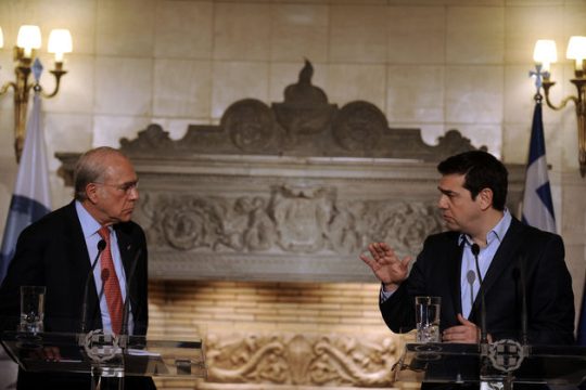Αναζητείται πολιτική λύση
