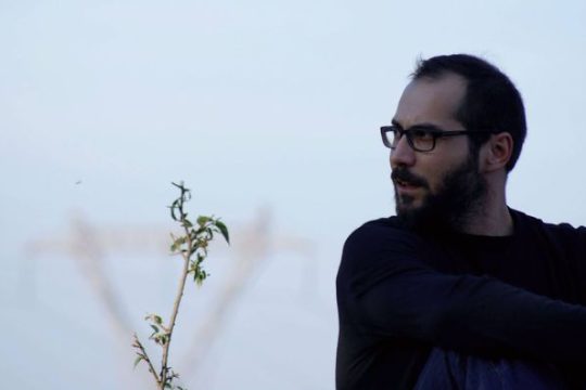 Ερωτας με τον πρώτο θάνατο