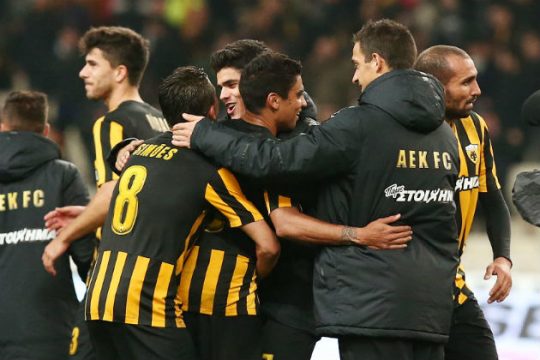 Υπέρ της απόφασης Κοντονή, η ΑΕΚ