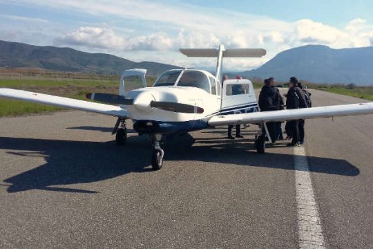 Συλλήψεις για διακίνηση προσφύγων από αέρος έκανε η ΕΛ.ΑΣ.