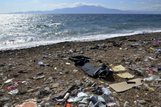 Ναυάγιο με μετανάστες στις τουρκικές ακτές