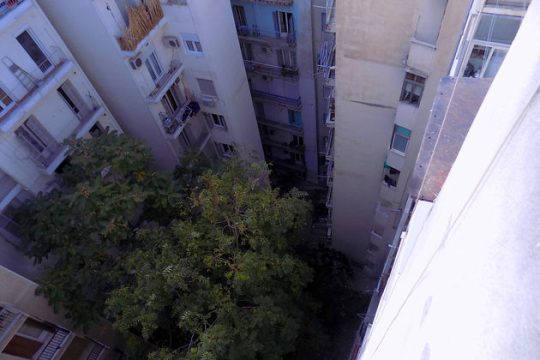 Οι ακάλυπτοι στο επίκεντρο