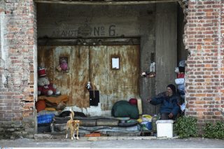 Ηρθαν τα μνημόνια, χάθηκαν τα ανθρώπινα δικαιώματα