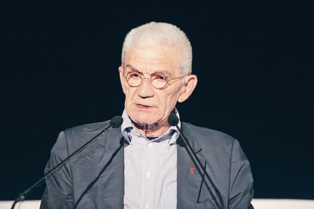 Δημοτικό… μπάχαλο απόντος του δημάρχου