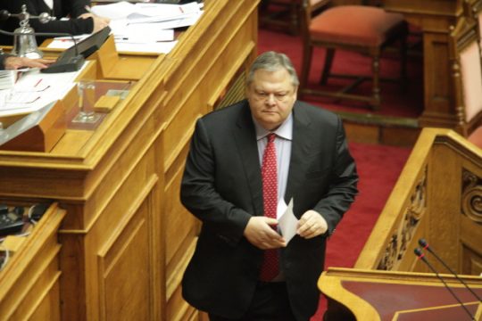 Σήκωσαν τα «ξίφη» για τη Δικαιοσύνη