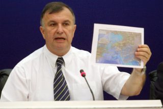 Τα ευρωκονδύλια θέλουν τον… ιδιώτη τους