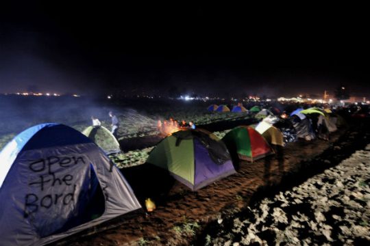 Συντριπτικά υπέρ της βοήθειας στους πρόσφυγες οι Έλληνες