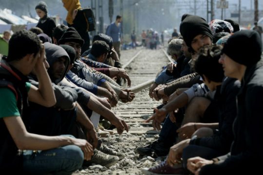 Λάσπη, υγρασία και διαμαρτυρίες το σκηνικό στην Ειδομένη
