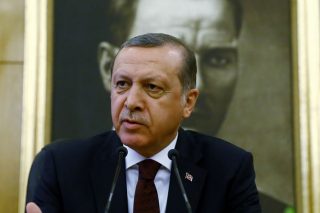 Ενα τσουβάλι γκάφες από τον Ερντογάν