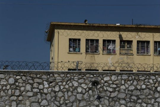 Τώρα θυμήθηκαν την απελπισία στις φυλακές;