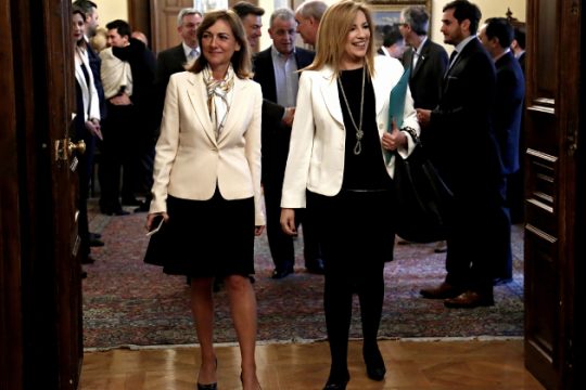 Δέκα προτάσεις Γεννηματά για το προσφυγικό