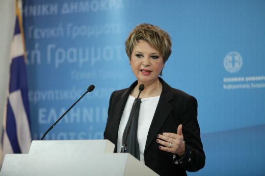 Live η ενημέρωση πολιτικών συντακτών από την Όλγα Γεροβασίλη