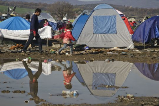 Στόχος να αδειάσουν οι καταυλισμοί