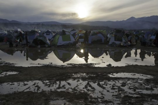 Μάχη με την κακοκαιρία στην Ειδομένη