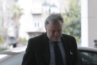 Ζητείται χρυσή τομή για το ασφαλιστικό