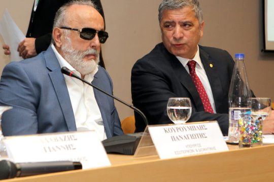 Μικρότερο το βάρος αν το μοιραστούμε