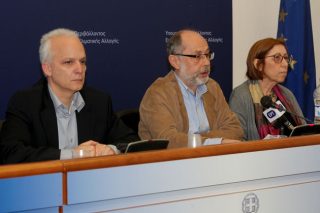Από το «κτηματόσημο» θα βρεθεί το ρευστό