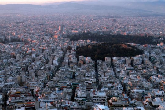 «Βραχοπαγίδα» και τσιμέντο επί της Φραντζή