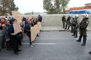 Λουλούδια και αγκάθια