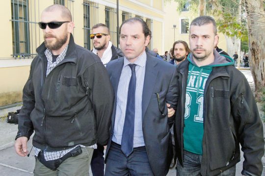 Ερωτήσεις, απαντήσεις κι ένας αποκαλυπτικός… τιμοκατάλογος