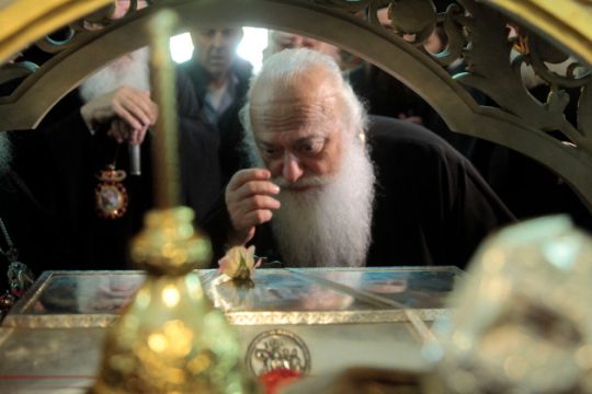 «Να μην εκφωνούν λόγους στην εκκλησία γυναίκες εκπαιδευτικοί»