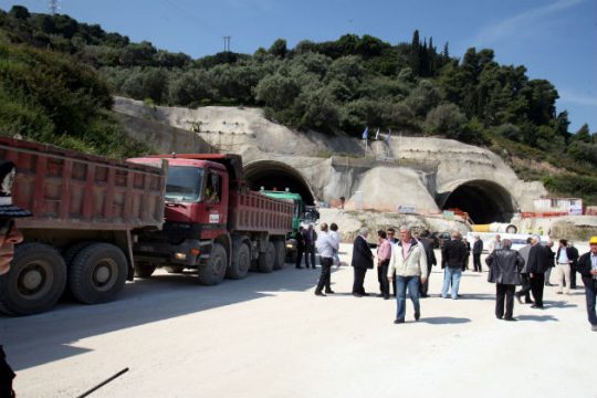Τα τμήματα του δρόμου Κορίνθου-Πατρών