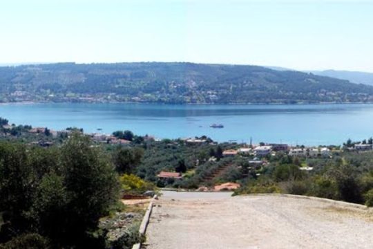 Εκκληση για νερό από εκατό οικογένειες