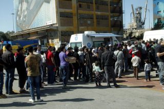 Πενταψήφιος αριθμός στο δήμο Πειραιά για τους πρόσφυγες