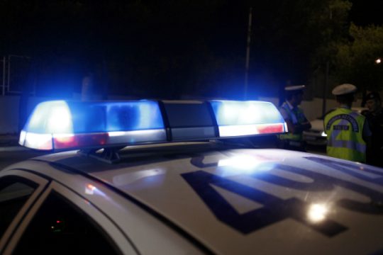 Απήγαν και εκβίαζαν μετανάστες και πρόσφυγες