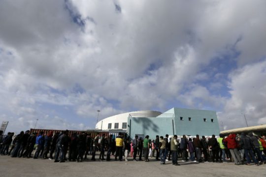 «Εντός της εβδομάδας 16.000 νέες θέσεις φιλοξενίας»
