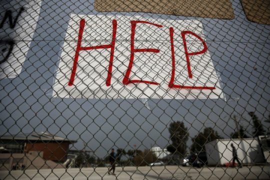 Απαλλάσσονται οι δωρεές και η παροχή υπηρεσιών προς τους πρόσφυγες