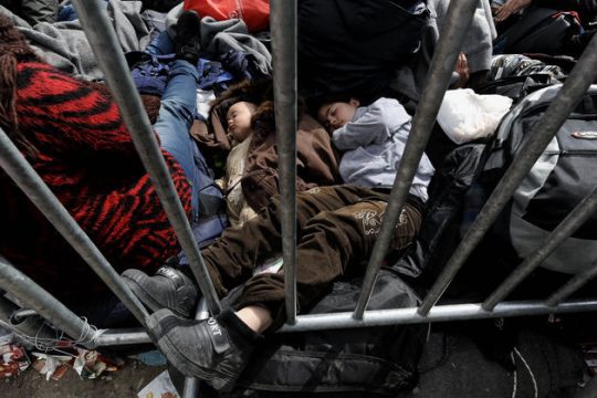 26 οργανώσεις συνιστούν ανθρώπινα δικαιώματα!