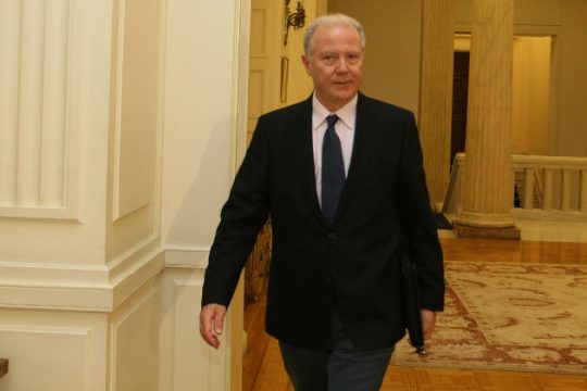 «Η αβεβαιότητα υπονομεύει την οικονομία»